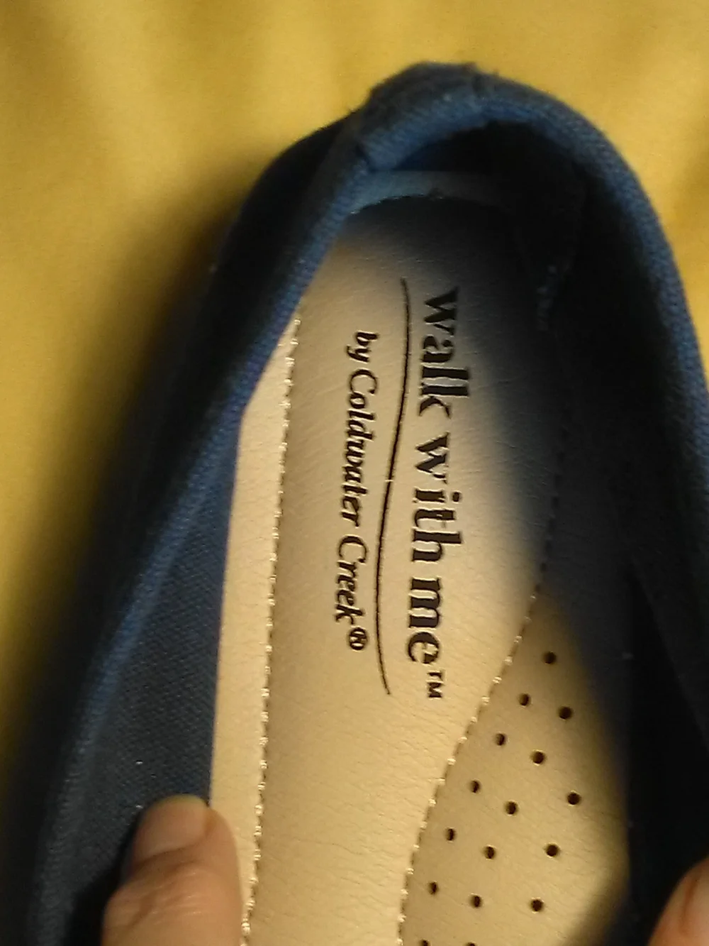 NWOT Coldwater Creek Navy Canvas Espadrilles with Daisy Embroidery SZ. 7.5